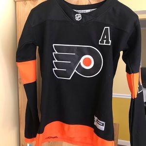 Reebok women’s small Philadelphia Flyers jersey!